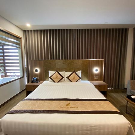 Khach San Nga Son Hotel Bagian luar foto